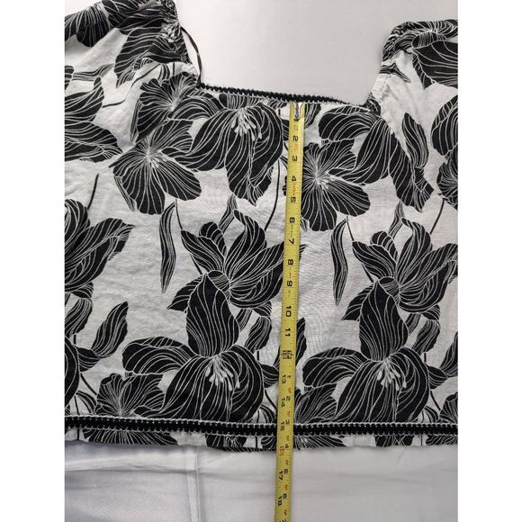 Tahari Black & White Floral 100% Linen Top Blouse with Balloon Sleeve Sz XL - Picture 8 of 10